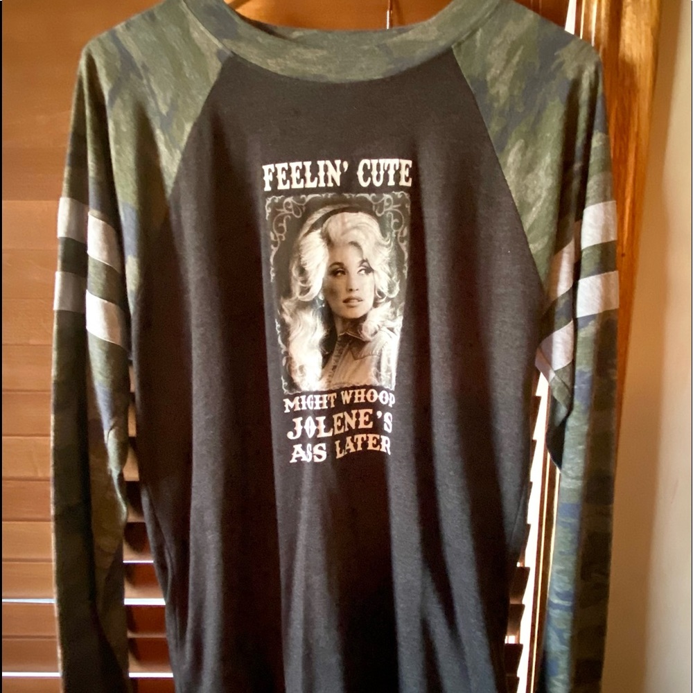 Dolly Long Sleeve Tee🖤